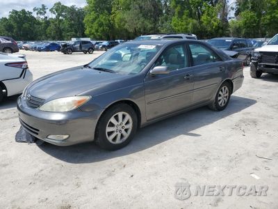2004 TOYOTA CAMRY LE 4T1BE32K34U801624 - główne zdjęcie licytacji z USA - miniatura