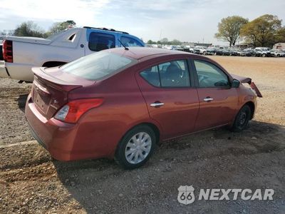 Trzecie zdjęcie samochodu z tyłu: 2019 NISSAN VERSA S VIN:3N1CN7AP0KL810417 - miniatura