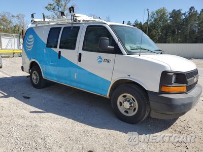 Czwarte zdjęcie samochodu z boku: 2017 CHEVROLET EXPRESS G2500 VIN:1GCWGAFF4H1271995 - miniatura