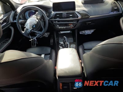 Zdjęcie 8 z 15 samochodu: 2019 BMW X4 XDRIVE30I VIN:5UXUJ3C56KLG56276 - miniatura