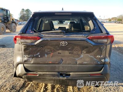 Zdjęcie 6 z 13 samochodu: 2023 TOYOTA RAV4 XLE VIN:2T3W1RFVXPC219974 - miniatura
