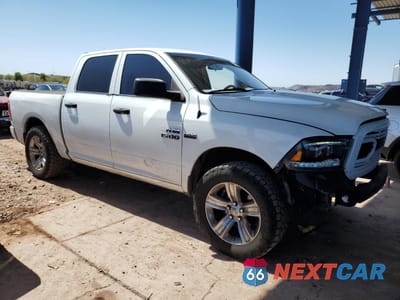 Czwarte zdjęcie samochodu z boku: 2014 RAM 1500 ST VIN:1C6RR6KT0ES236965 - miniatura