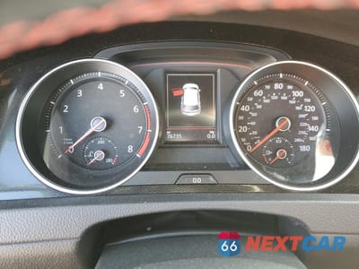 Zdjęcie 9 z 14 samochodu: 2017 VOLKSWAGEN GTI S VIN:3VW4T7AUXHM006963 - miniatura