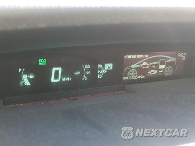Zdjęcie 9 z 15 samochodu: 2011 TOYOTA PRIUS VIN:JTDKN3DU9B1443155 - miniatura