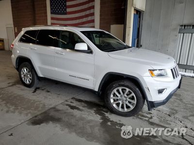Czwarte zdjęcie samochodu z boku: 2016 JEEP GRAND CHEROKEE LAREDO VIN:1C4RJEAG2GC418792 - miniatura