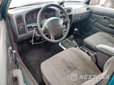 Zdjęcie 8 z 14 samochodu: 1997 NISSAN TRUCK KING CAB SE VIN:1N6SD16S6VC377995 - miniatura
