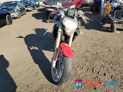 Drugie zdjęcie samochodu z przodu: 2015 APRILIA SHIVER 750 VIN:ZD4RAC01XFS000958 - miniatura