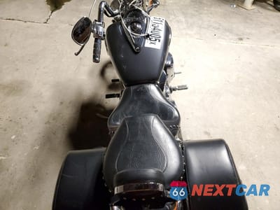 Zdjęcie 6 z 9 samochodu: 2006 HONDA VTX1300 C VIN:1HFSC550X6A212970 - miniatura