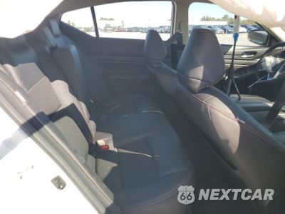 Zdjęcie 11 z 15 samochodu: 2021 NISSAN ALTIMA SR VIN:1N4BL4CV0MN420628 - miniatura