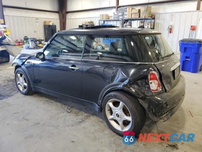 Drugie zdjęcie samochodu z przodu: 2005 MINI COOPER VIN:WMWRC33595TJ72148 - miniatura