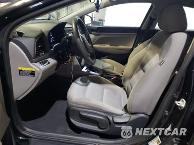 Zdjęcie 7 z 16 samochodu: 2017 HYUNDAI ELANTRA SE VIN:5NPD74LF5HH105782 - miniatura