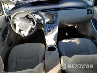 Zdjęcie 8 z 14 samochodu: 2012 TOYOTA PRIUS VIN:JTDKN3DUXC1480877 - miniatura