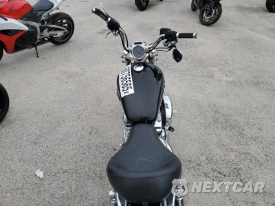 Zdjęcie 6 z 8 samochodu: 2014 HARLEY-DAVIDSON XL1200 C VIN:1HD1CT313EC414427 - miniatura