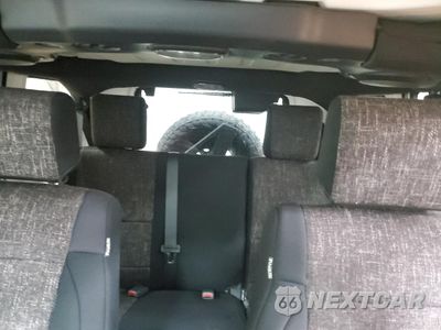 Zdjęcie 10 z 13 samochodu: 2008 JEEP WRANGLER UNLIMITED RUBICON VIN:1J4GA69148L630683 - miniatura