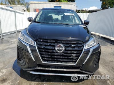 Piąte zdjęcie samochodu w środku: 2023 NISSAN KICKS S VIN:3N1CP5BV8PL573078 - miniatura