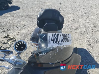 Piąte zdjęcie samochodu w środku: 2010 HARLEY-DAVIDSON FLHTK VIN:1HD1KEM18AB648978 - miniatura