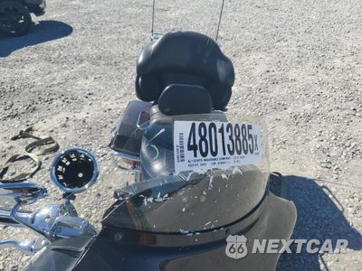 Piąte zdjęcie samochodu w środku: 2010 HARLEY-DAVIDSON FLHTK VIN:1HD1KEM18AB648978 - miniatura