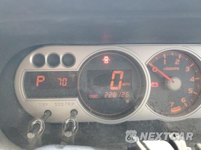 Zdjęcie 9 z 12 samochodu: 2008 TOYOTA SCION XB VIN:JTLKE50E081048613 - miniatura