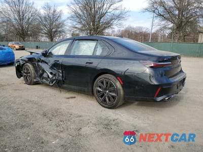 Drugie zdjęcie samochodu z przodu: 2023 BMW 760 XI VIN:WBA33EJ05PCN84000 - miniatura