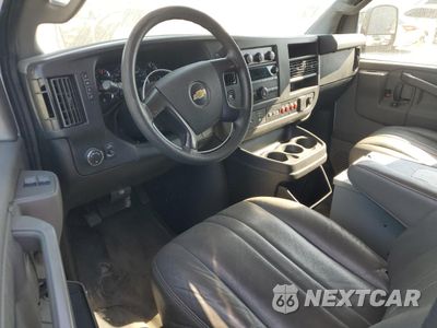 Zdjęcie 8 z 12 samochodu: 2016 CHEVROLET EXPRESS G2500 VIN:1GCWGAFFXG1237607 - miniatura