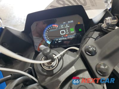 Zdjęcie 7 z 10 samochodu: 2024 SUZUKI GSX800 F VIN:JS1EM13B6R7103046 - miniatura
