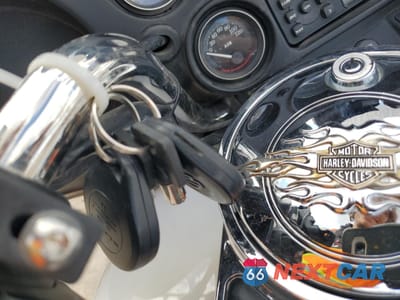 Zdjęcie 8 z 9 samochodu: 2007 HARLEY-DAVIDSON FLHTCUI VIN:1HD1FC41X7Y703882 - miniatura