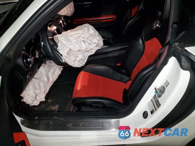 Zdjęcie 7 z 12 samochodu: 2019 MERCEDES-BENZ AMG GT VIN:WDDYK7HA0KA022635 - miniatura