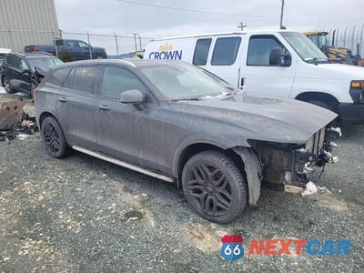 Czwarte zdjęcie samochodu z boku: 2022 VOLVO V60 CROSS COUNTRY T5 MOMENTUM VIN:YV4102WK0N2094947 - miniatura