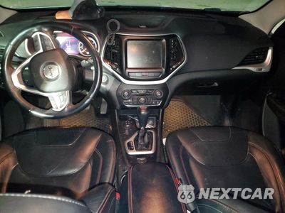 Zdjęcie 8 z 13 samochodu: 2014 JEEP CHEROKEE TRAILHAWK VIN:1C4PJMBS3EW256042 - miniatura