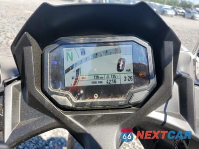 Zdjęcie 7 z 9 samochodu: 2024 KAWASAKI EX650 P VIN:ML5EXEP15RDAD5600 - miniatura