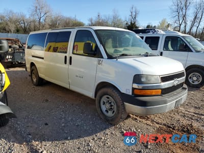 Czwarte zdjęcie samochodu z boku: 2013 CHEVROLET EXPRESS G3500 LT VIN:1GAZG1FG4F1144997 - miniatura