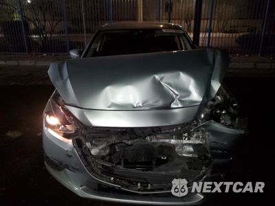 Piąte zdjęcie samochodu w środku: 2018 MAZDA 3 SPORT VIN:3MZBN1U70JM234321 - miniatura