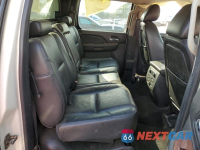 Zdjęcie 10 z 13 samochodu: 2013 CHEVROLET AVALANCHE LTZ VIN:3GNTKGE79DG124315 - miniatura