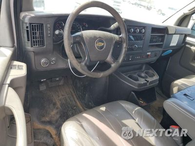 Zdjęcie 8 z 13 samochodu: 2014 CHEVROLET EXPRESS G2500 VIN:1GCWGFCA8E1160819 - miniatura