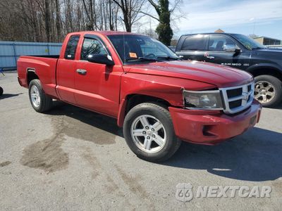 Czwarte zdjęcie samochodu z boku: 2008 DODGE DAKOTA SXT VIN:1D7HE32K78S601576 - miniatura