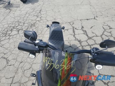 Piąte zdjęcie samochodu w środku: 2020 HARLEY-DAVIDSON FXLRS VIN:1HD1YWK25LB027135 - miniatura