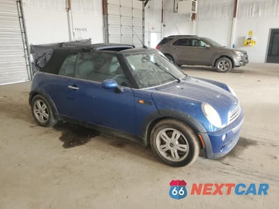 Czwarte zdjęcie samochodu z boku: 2005 MINI COOPER VIN:WMWRF33575TF62966 - miniatura