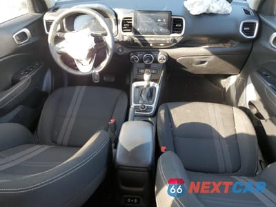 Zdjęcie 8 z 15 samochodu: 2024 HYUNDAI VENUE SEL VIN:KMHRC8A38RU326880 - miniatura