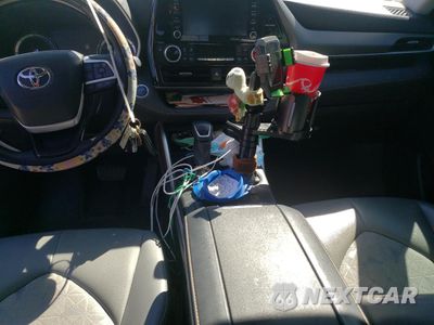 Zdjęcie 8 z 12 samochodu: 2022 TOYOTA HIGHLANDER HYBRID XLE VIN:5TDAARAH7NS511770 - miniatura