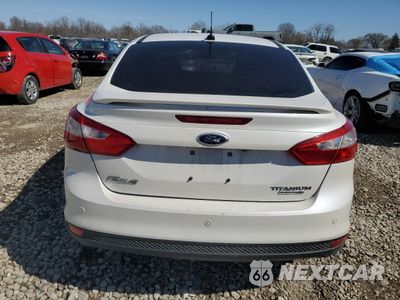 Zdjęcie 6 z 12 samochodu: 2014 FORD FOCUS TITANIUM VIN:1FADP3J22EL135247 - miniatura