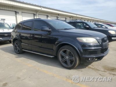 Czwarte zdjęcie samochodu z boku: 2014 AUDI Q7 PRESTIGE VIN:WA1DGBFEXED001615 - miniatura