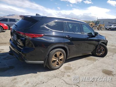 Trzecie zdjęcie samochodu z tyłu: 2022 TOYOTA HIGHLANDER HYBRID XLE VIN:5TDAARAH7NS511770 - miniatura