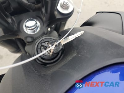 Zdjęcie 8 z 10 samochodu: 2023 YAMAHA MT09 VIN:JYARN71E2PA003784 - miniatura