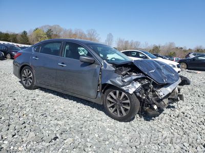 Czwarte zdjęcie samochodu z boku: 2017 NISSAN ALTIMA 2.5 VIN:1N4AL3AP4HC260734 - miniatura