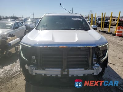 Piąte zdjęcie samochodu w środku: 2024 GMC ACADIA DENALI VIN:1GKENRKS9RJ170296 - miniatura