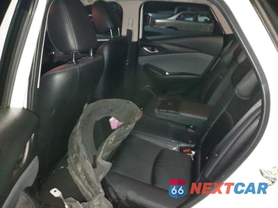 Zdjęcie 10 z 12 samochodu: 2019 MAZDA CX-3 TOURING VIN:JM1DKFC77K0450190 - miniatura