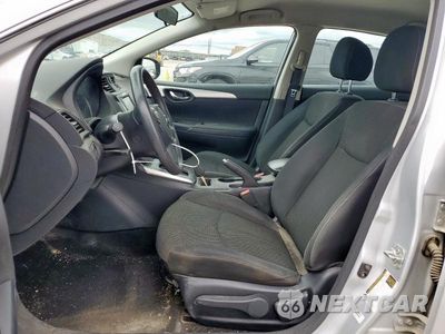 Zdjęcie 7 z 12 samochodu: 2019 NISSAN SENTRA S VIN:3N1AB7AP7KY249734 - miniatura
