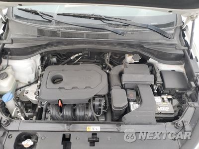 Zdjęcie 11 z 12 samochodu: 2018 HYUNDAI SANTA FE SPORT VIN:5NMZT3LB1JH071142 - miniatura
