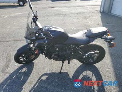 Trzecie zdjęcie samochodu z tyłu: 2020 YAMAHA MT07 VIN:JYARM27E7LA006669 - miniatura