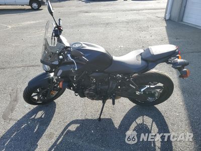 Trzecie zdjęcie samochodu z tyłu: 2020 YAMAHA MT07 VIN:JYARM27E7LA006669 - miniatura